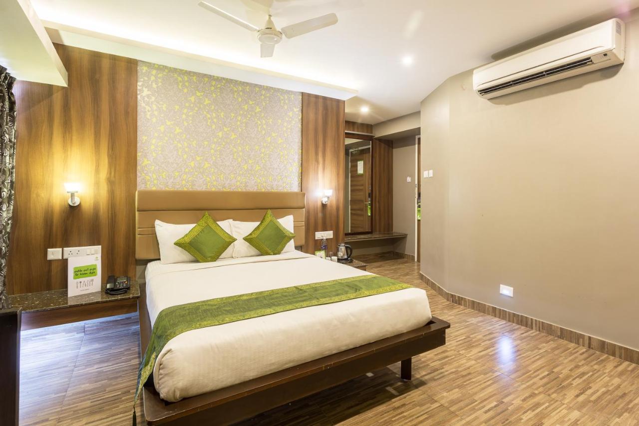 Treebo Trend Berrys Boutique Madurai Hotel Exterior photo